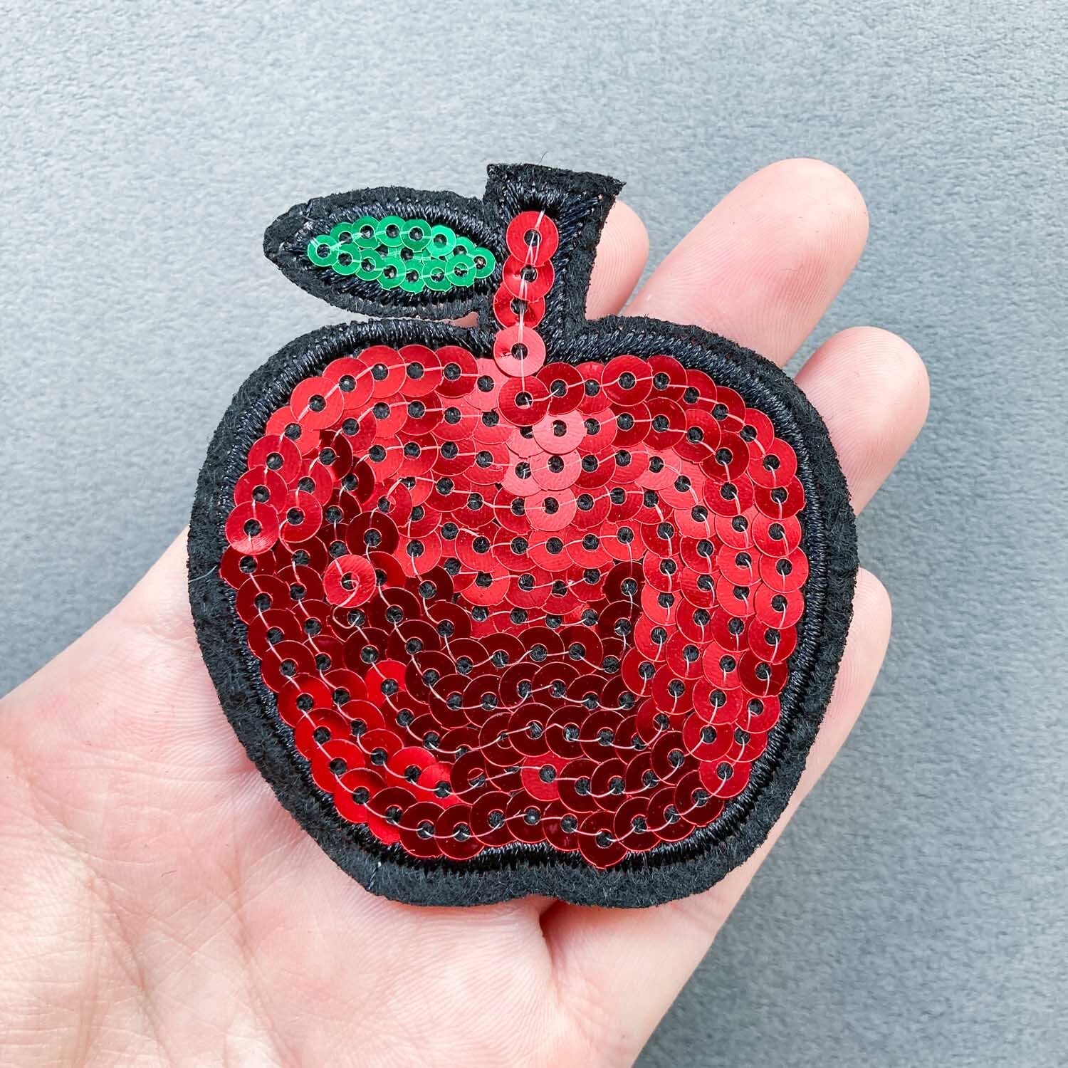 再入荷〉スパンコール付きりんごモチーフワッペン | Dua-アクセサリー