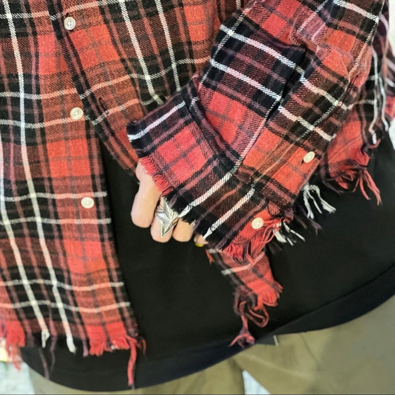R13】L/S BOXY WORKSHIRT(RED/BLACK) | AYIN