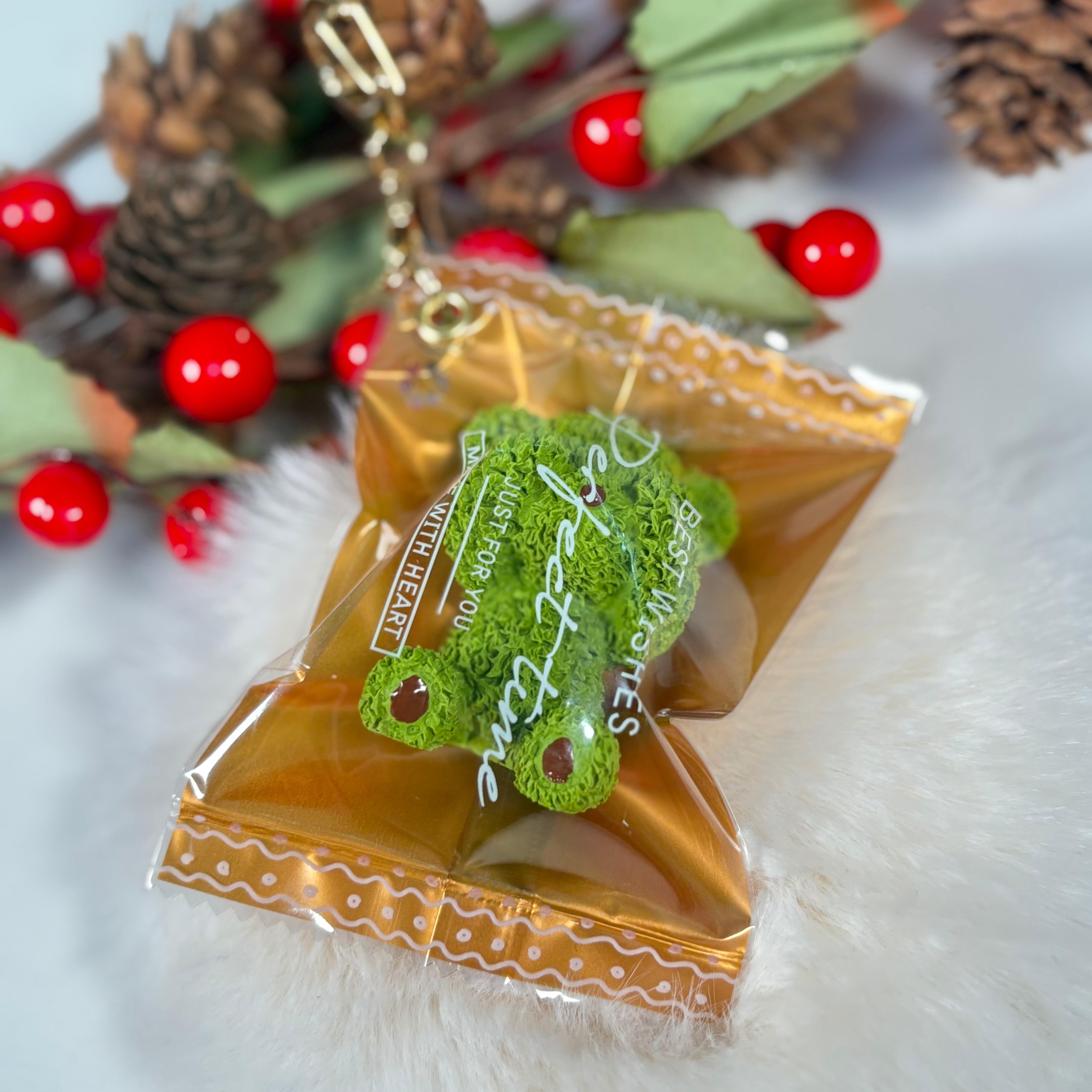 くまさんチョコキーホルダー お目目隠したVer