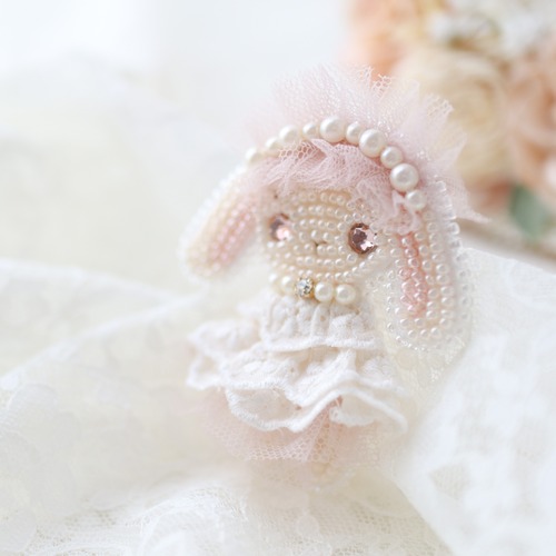 【期間限定受注】うさぎの２ｗａｙバッグチャーム＆ブローチ