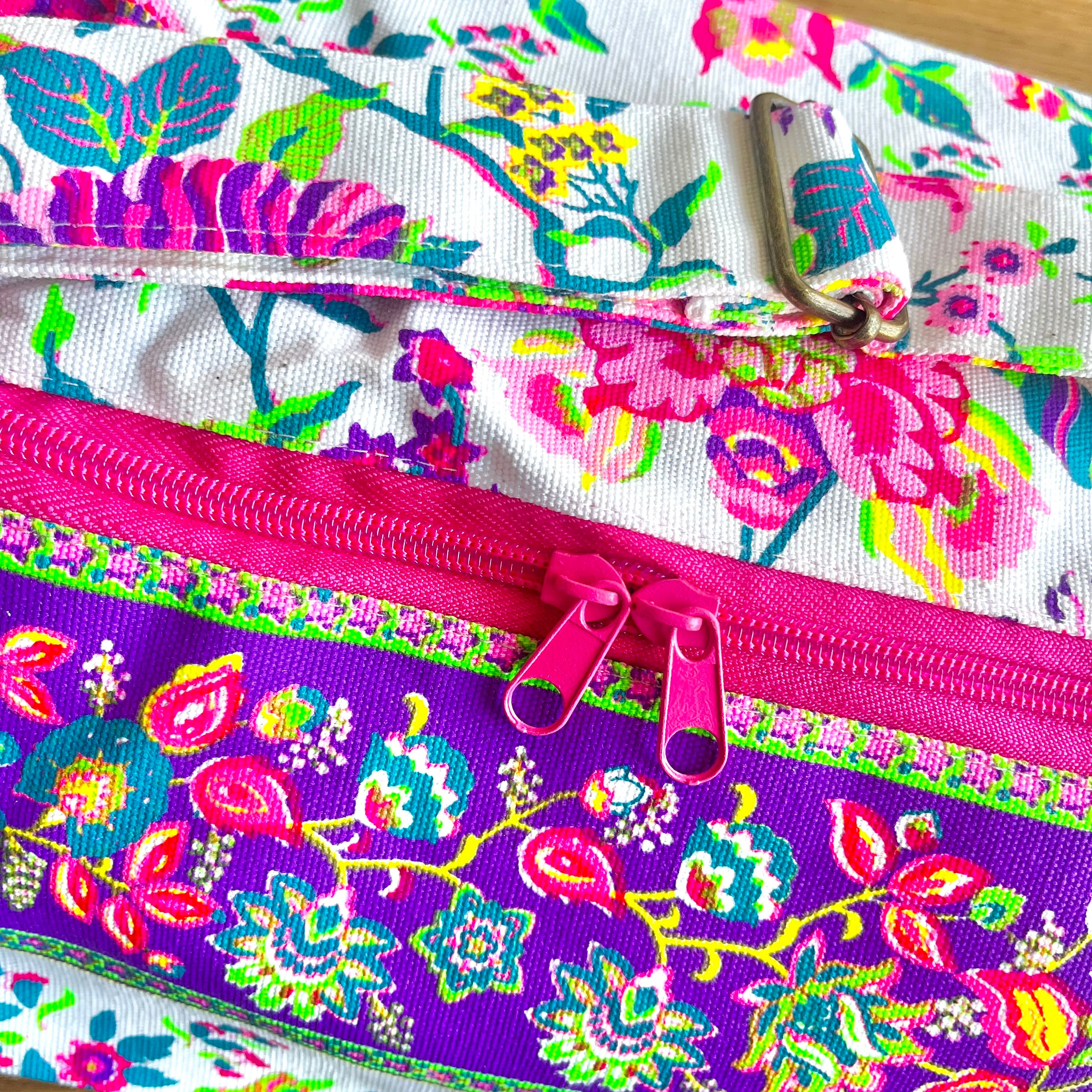 ヨガマットバッグ❤️プチフラワーホワイト | AANA カラフル・ポーチ