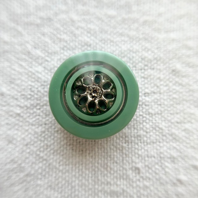 ピスタチオ シルバーフラワー 20mm