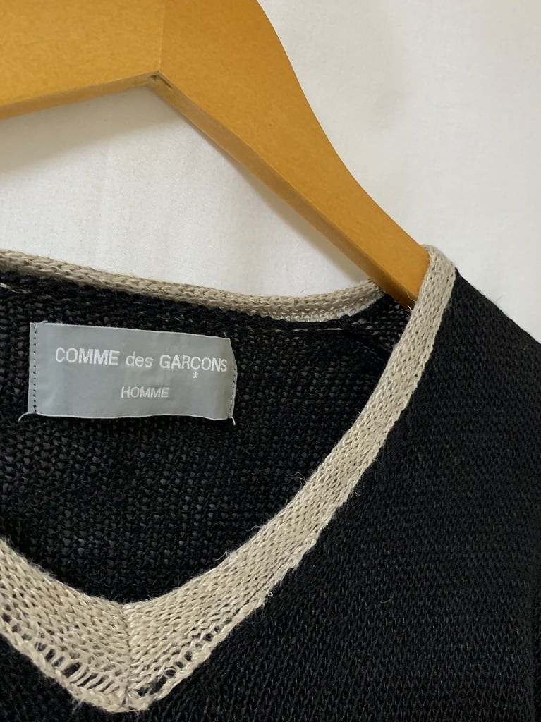 1990's Bi-Color Switched Design V-Neck Sweater "COMME des GARÇONS HOMME"
