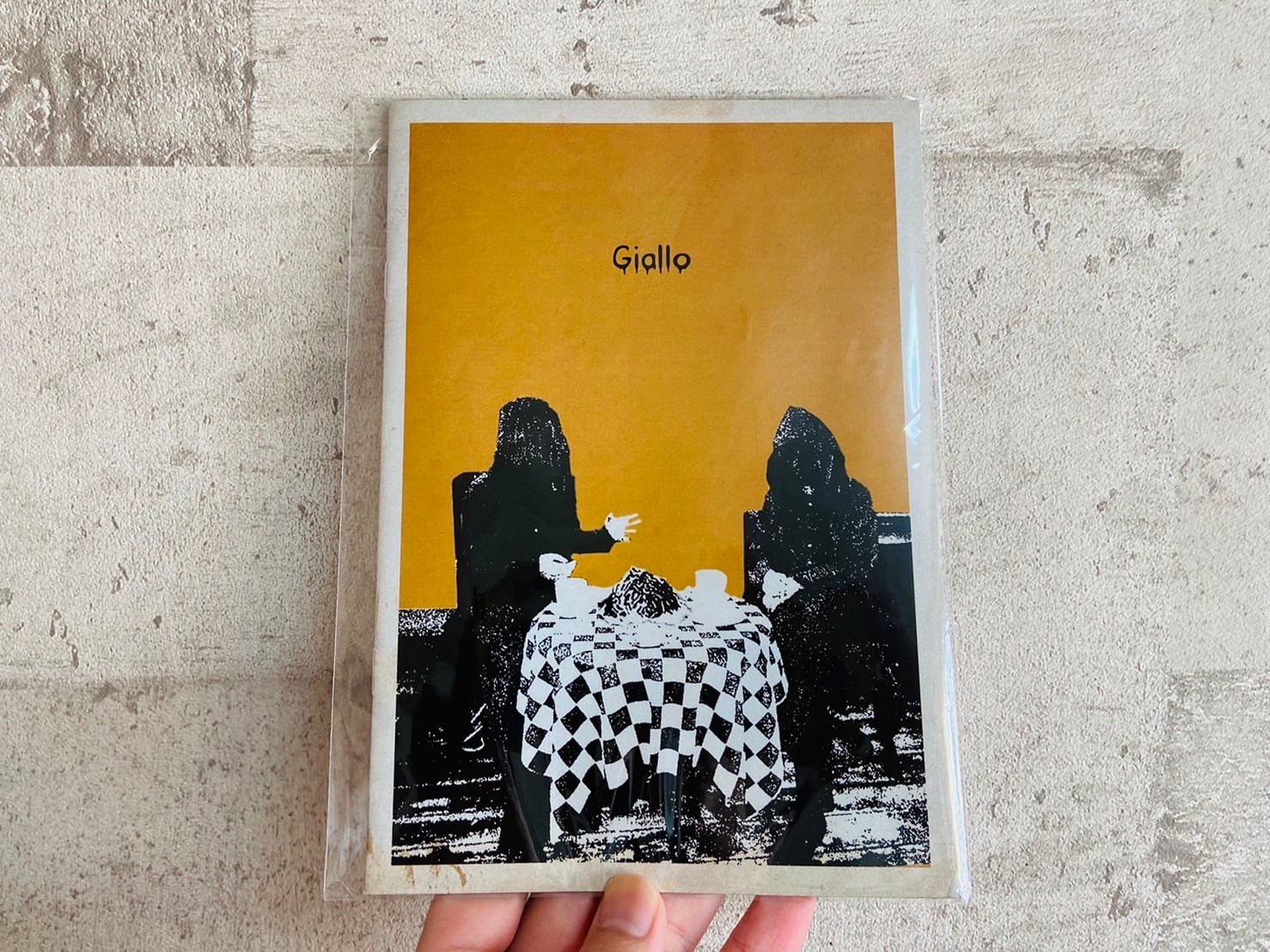 缶バッヂ】Giallo / ZINE (ZINE＆楽曲DLコード) | HOLIDAY! RECORDS DISTRO