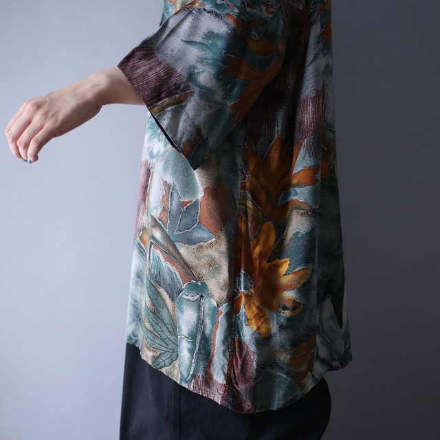 reef motif abstract painting pattern  over silhouette h/s shirt