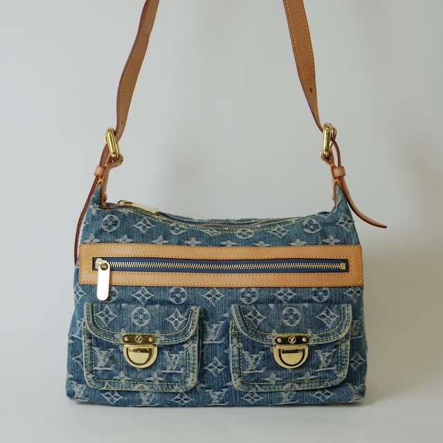 LOUIS VUITTON ルイヴィトン モノグラム デニム バギー PM ショルダーバッグ M95049 LOUIS VUITTON ルイヴィトン モノグラム デニム バギー PM ショルダーバッグ M95049