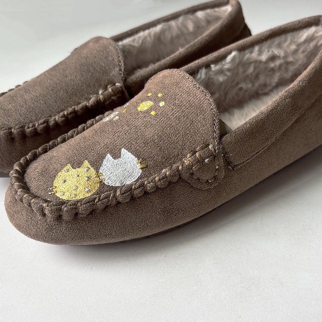 ★new 2025年モデル★あったかボアの水玉柄モカシンシューズ「にゃんモカ」ネコ！秋冬シューズ 2E【受注制作】