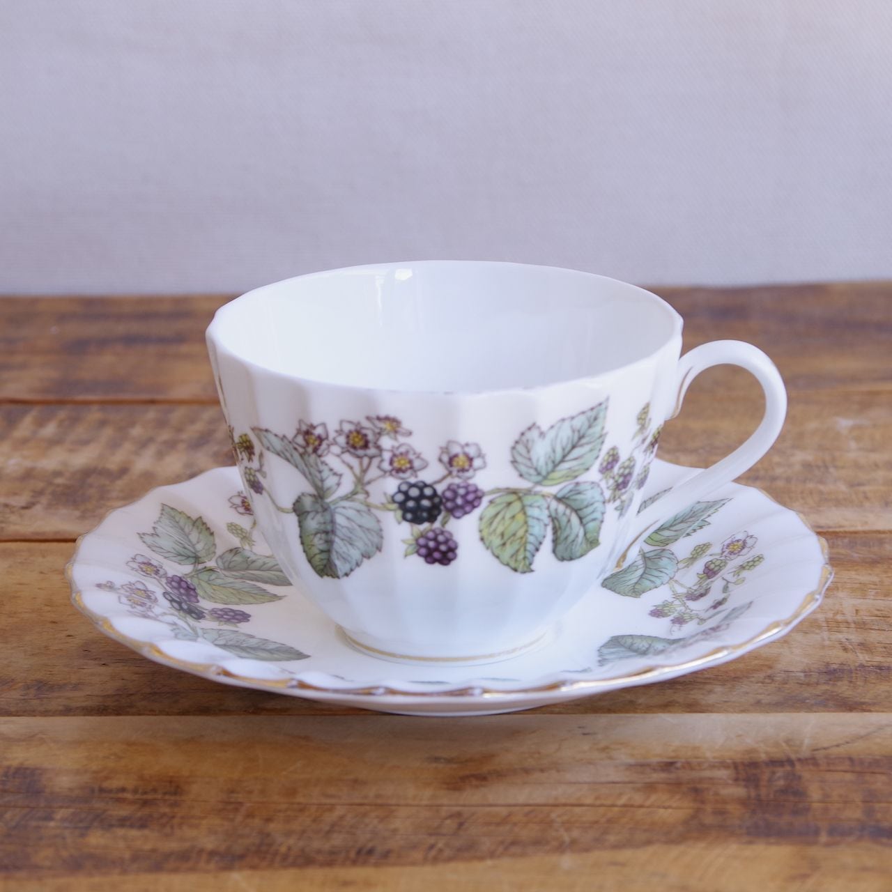 ロイヤルウースター ラビニア ティーカップ ソーサー Royal Worcester