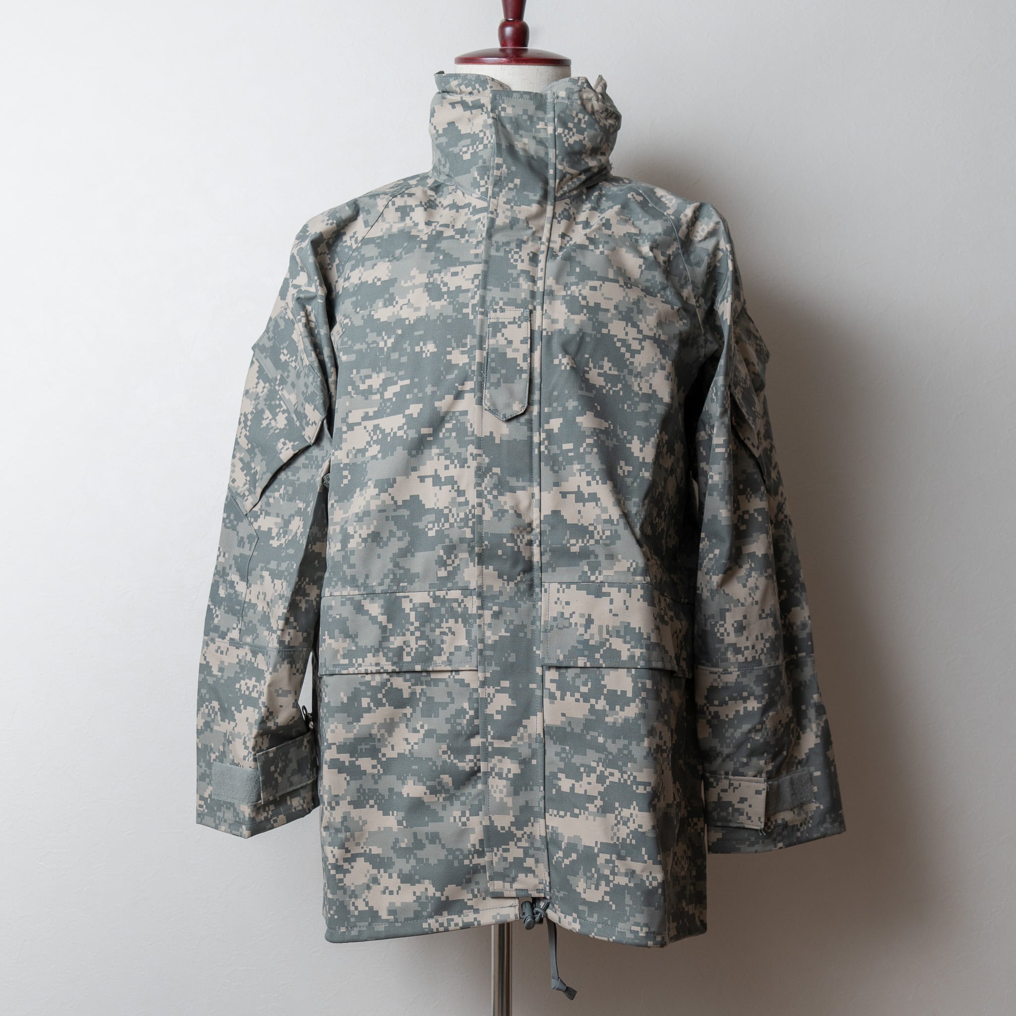 DEADSTOCK】U.S.Army ECWCS Gen2 ACU GORE-TEX PARKA 米軍 実物 エク