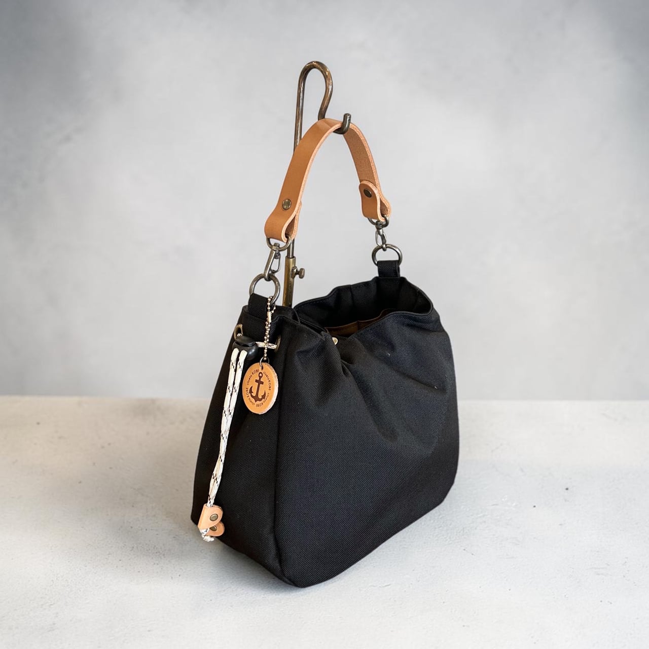 <即納商品>BALON mini:ブラック×ベージュ(CORDURA 撥水加工ナイロン素材バッグ)