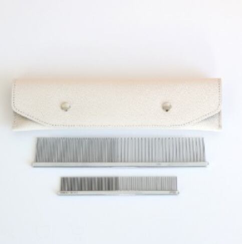 在庫確保済【Chiot】Leather Comb Case (Ivory)