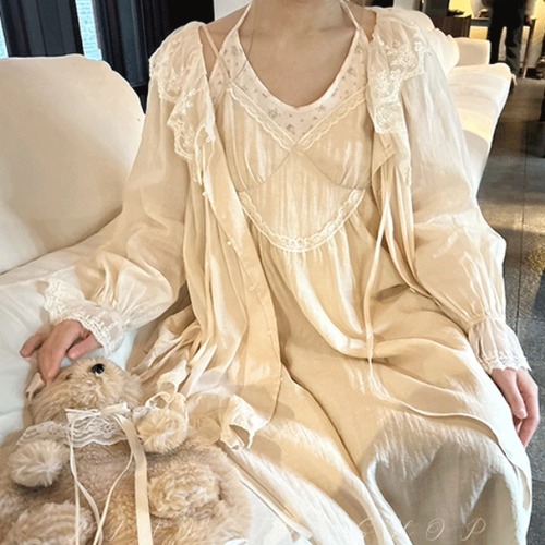 レースカラークリンクルブラウス ・8499