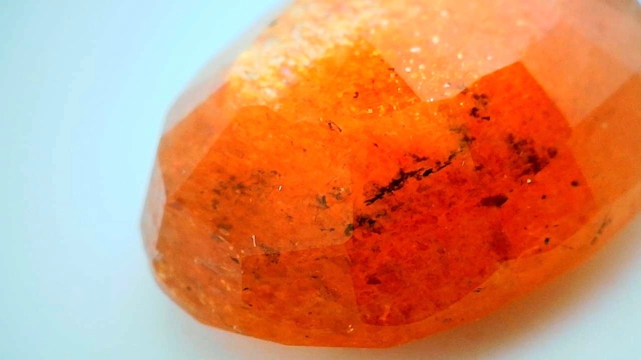 オレンジサンストーン　4.06ct　 [C13‐40]