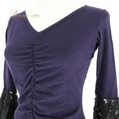 社交ダンス 衣装 トップス パープル系 チャコット Chacott ブラウス 紫 黒 フリル レース 上品 花柄 上品 レッスン 練習 華やか ストレッチ 伸縮 落ち着いた色 シック シンプル かわいい ブラック系