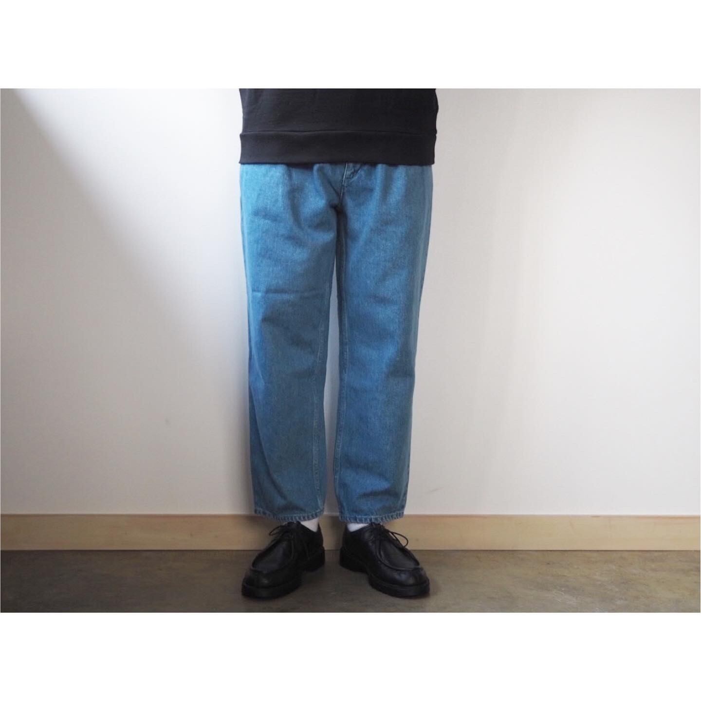 LAMOND (ラモンド) 1Pleats Denim Trouser Pants | AUTHENTIC Life Store
