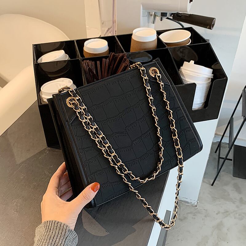 今年の人気バッグ、レディースバッグ、2020年の新しい流行の秋と冬のハイエンドファッションワンショルダーメッセンジャーバッグワイルドインスモール Tiancai_Wing_Bag68151514035