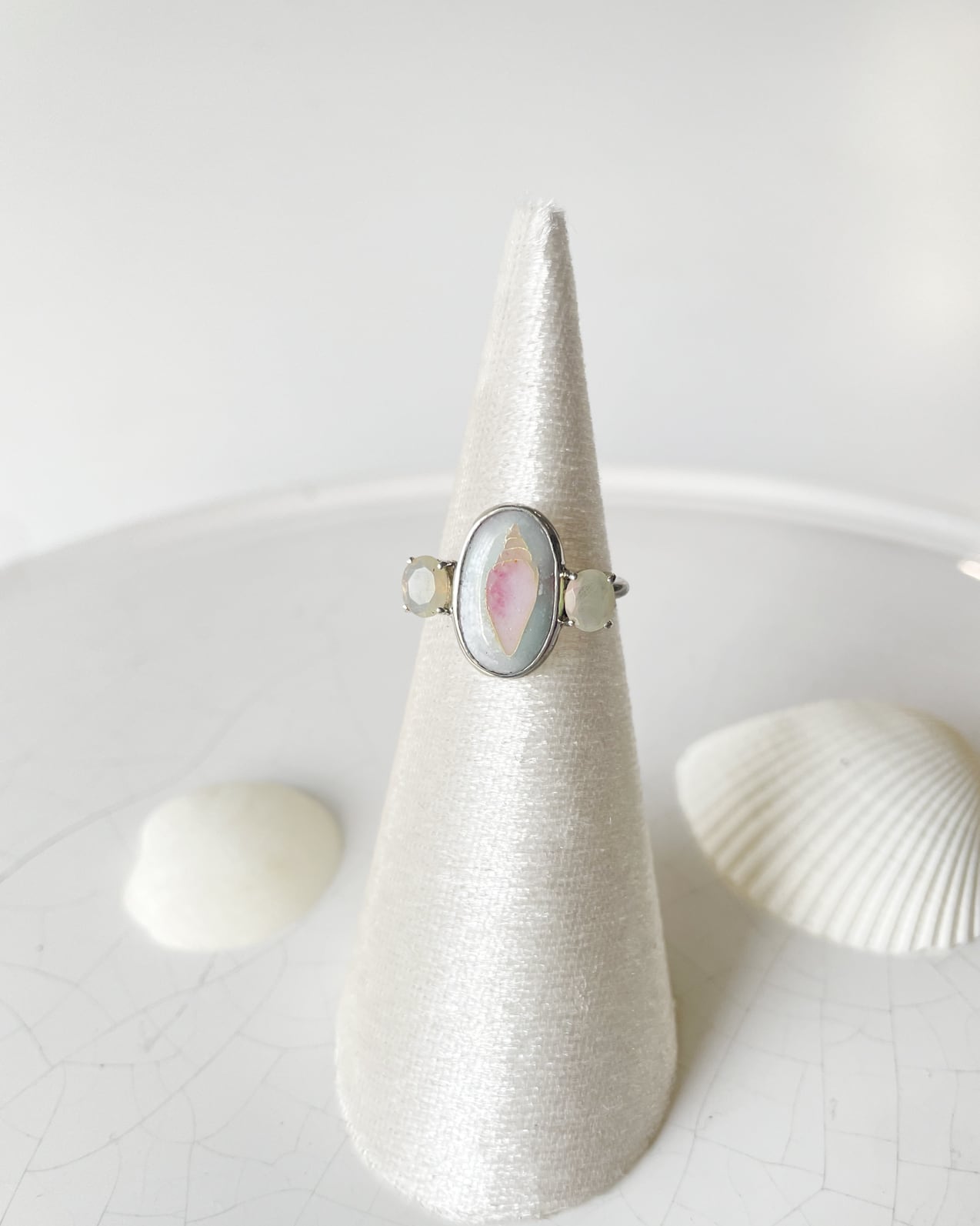 巻き貝のリング(opal/10.5号)