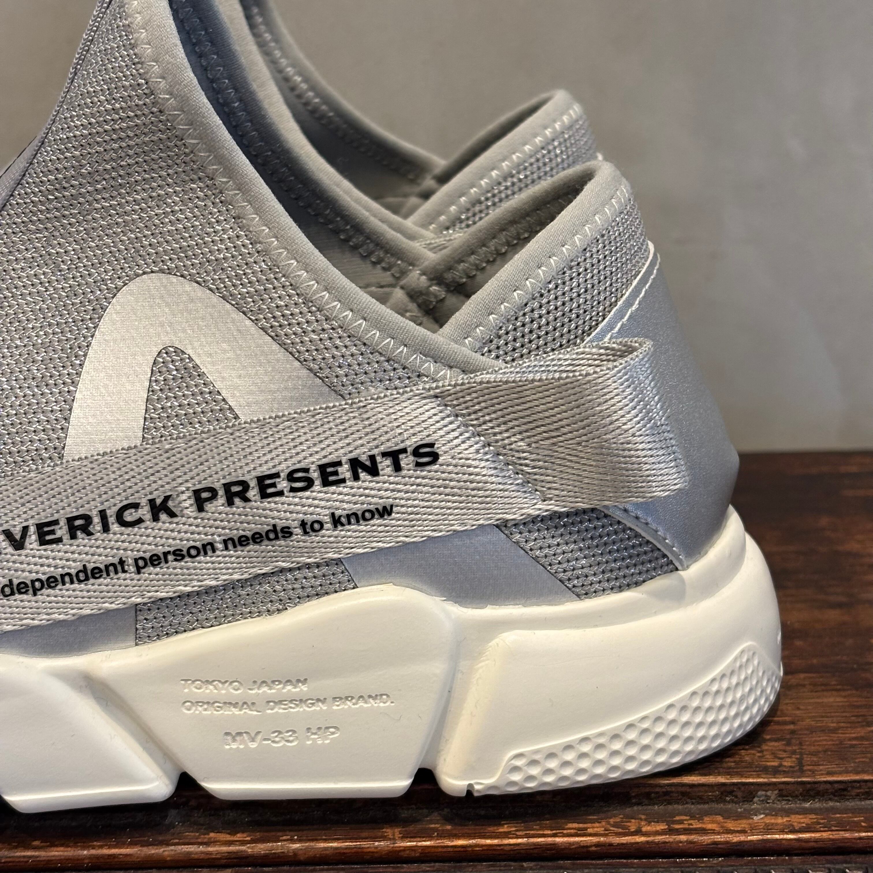 再入荷！】MAISON MAVERICK PRESENTS/Dad Slip-ons Knit Sneakers
