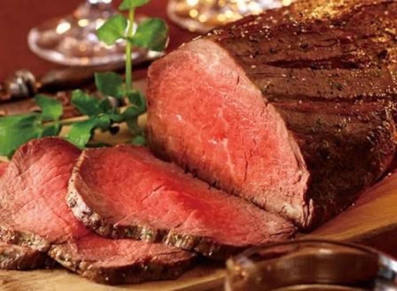 洋食屋さん自慢のローストビーフ(ソース付き)