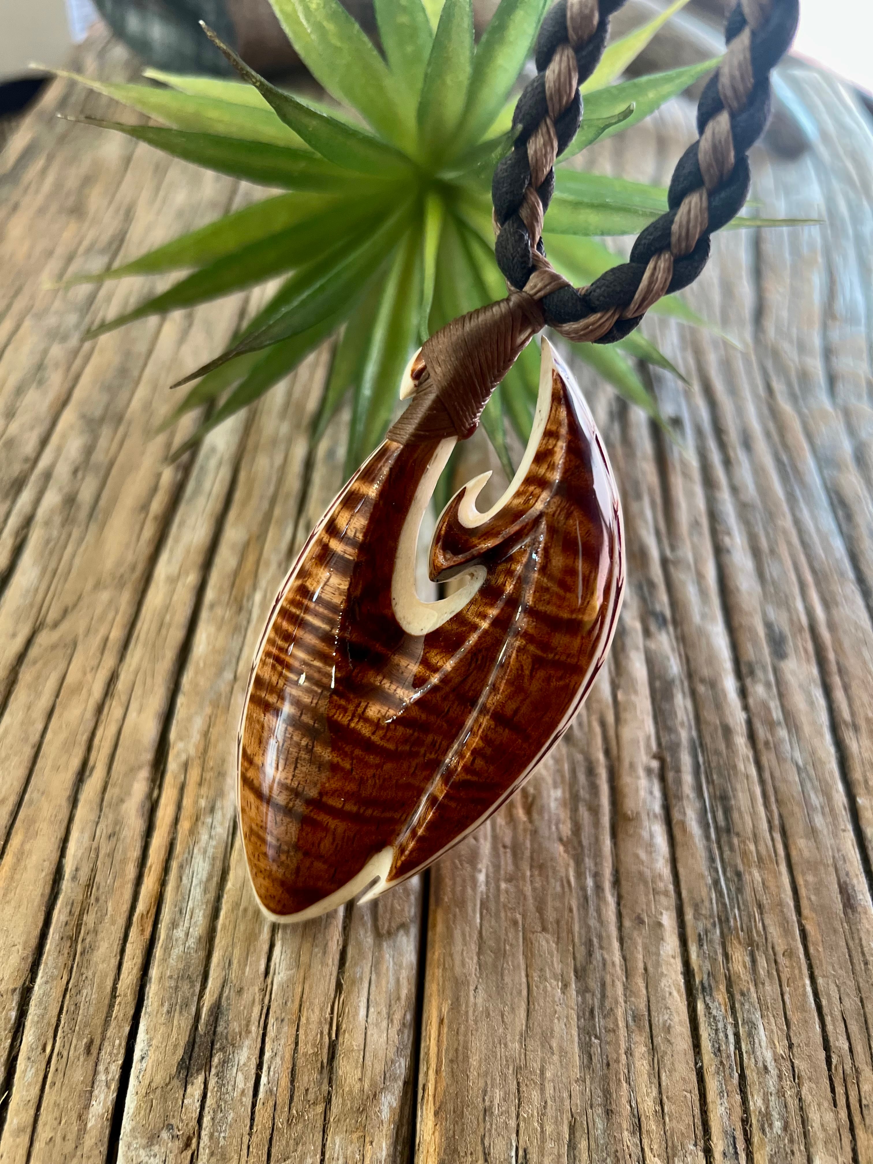 マッコウクジラ 鯨歯 ボーンカービング フィッシュフック ハワイアン