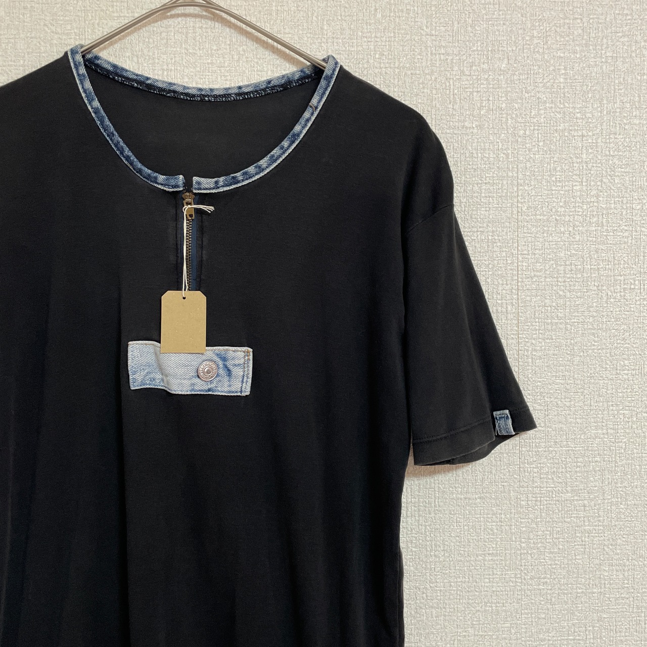 リーバイス　Levi’s リメイクtシャツ