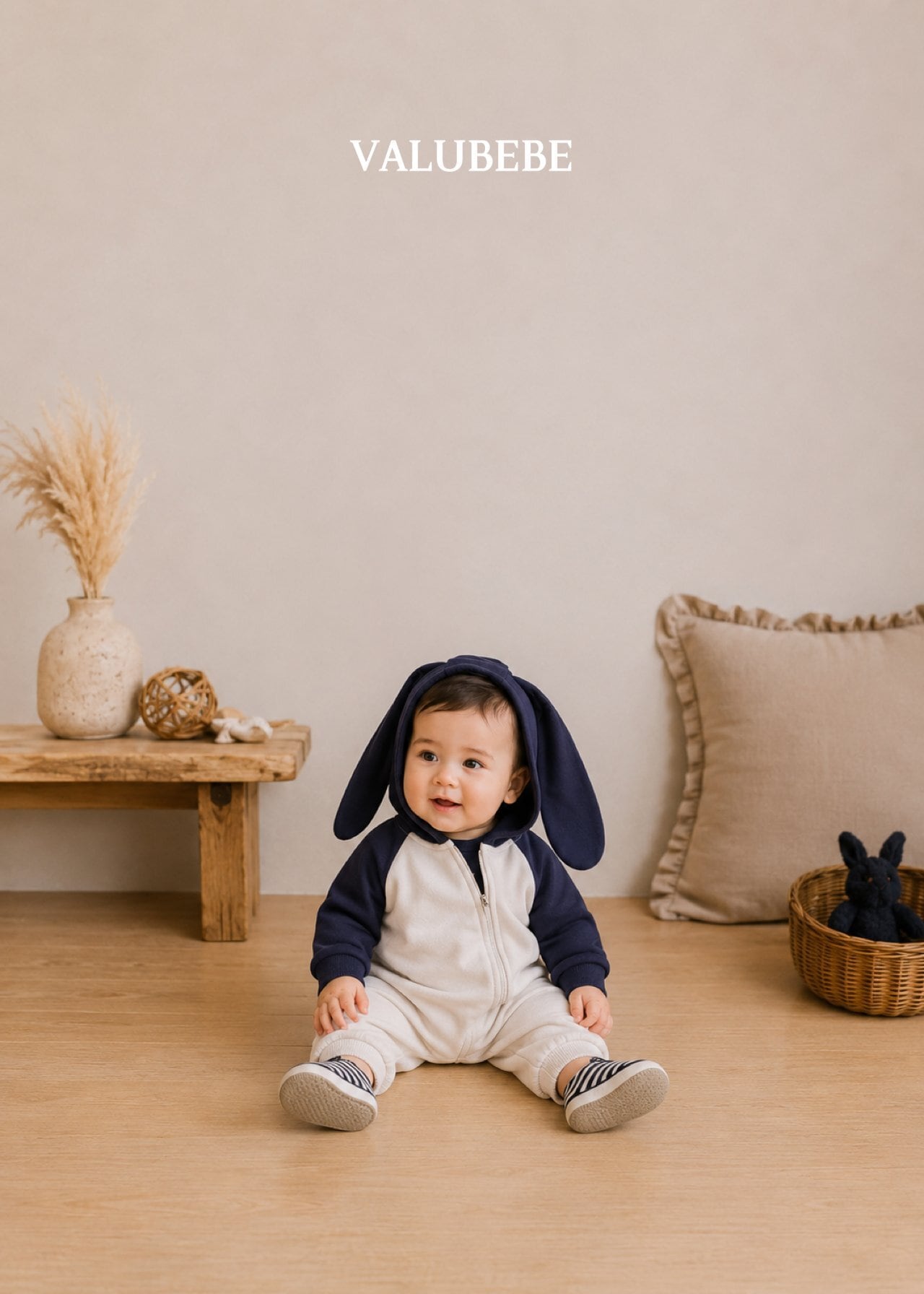 送料無料【予約】/ バニーフードジャンプスーツ / valubebe