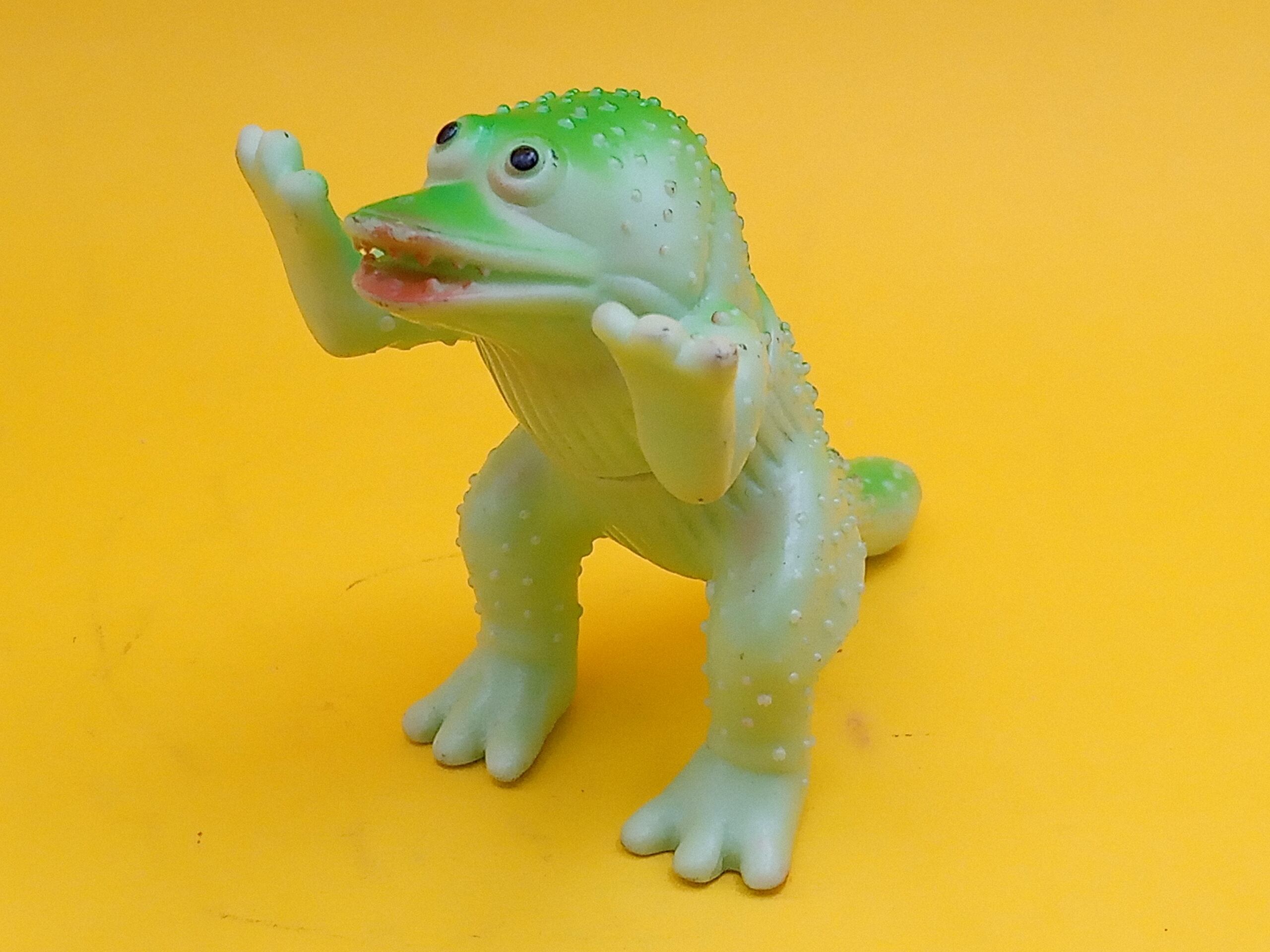 短期出品】ガバラ ブルマァク 酸っぱ ソフビ ゴジラ