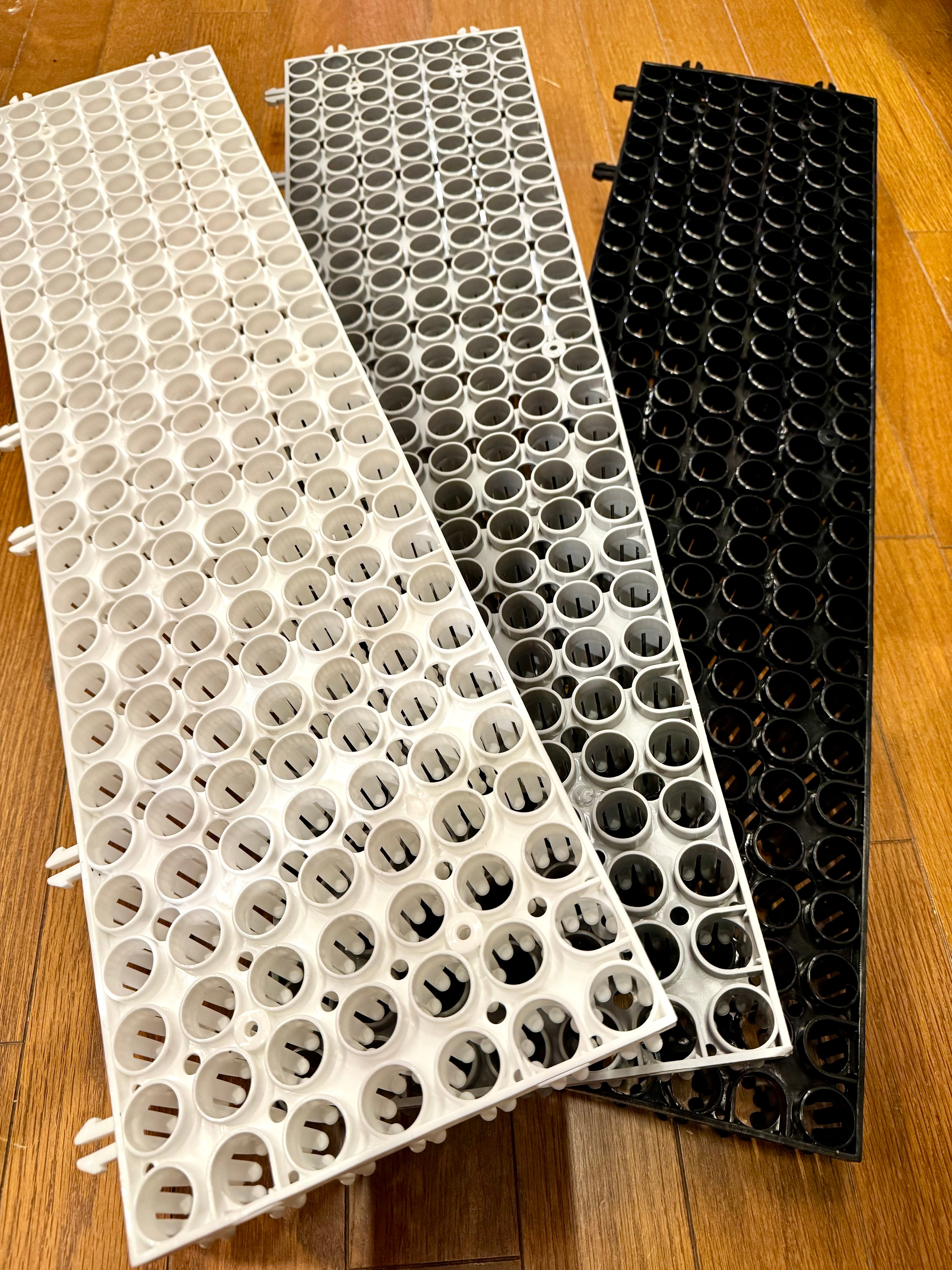 スノーボードシバトレ専用人工芝 ”トリックスノー” 24枚組み | momentum