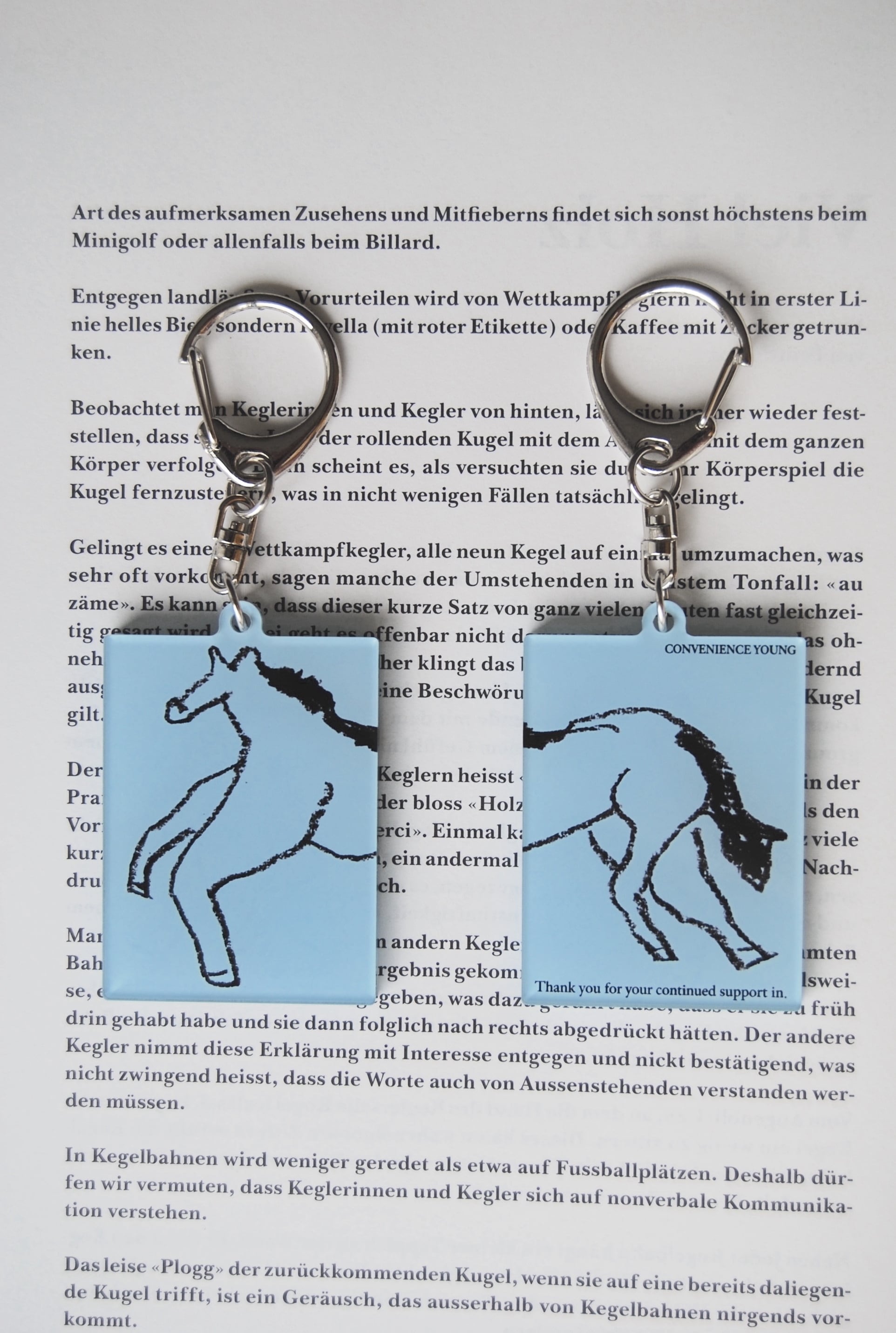 Blue Horse : Keychain | CONVENIENCE YOUNG