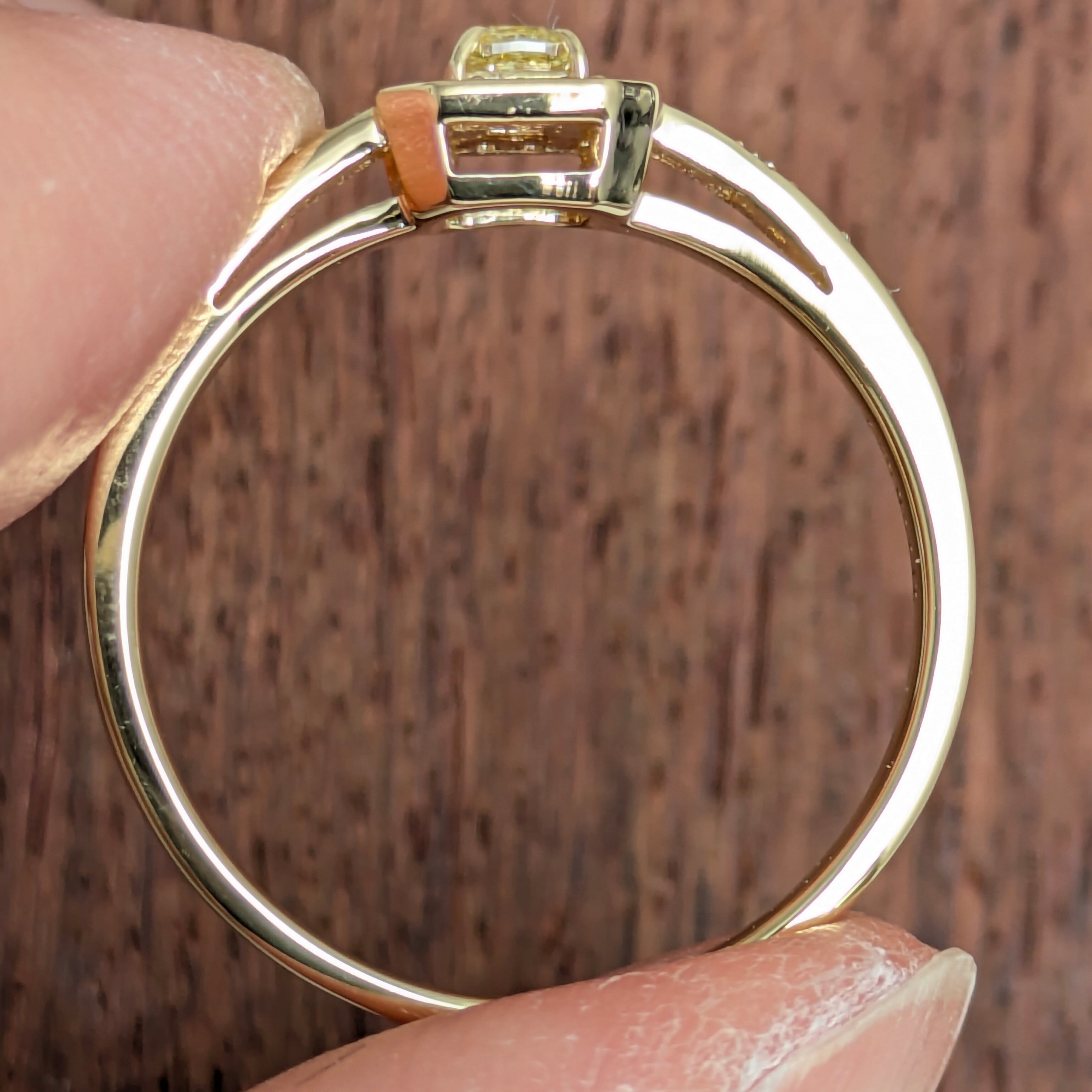K18イエローダイヤリング 0.107ct D 0.10ct【PRO208781】 | CollectJewel