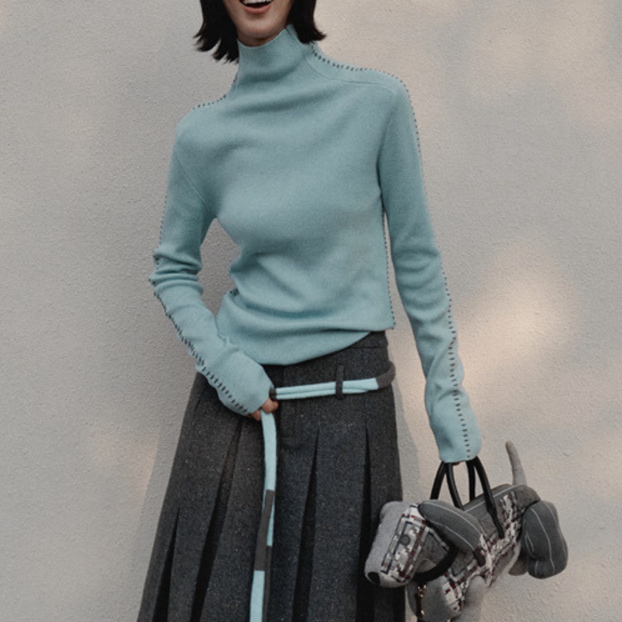 Stitched high neck top T3994