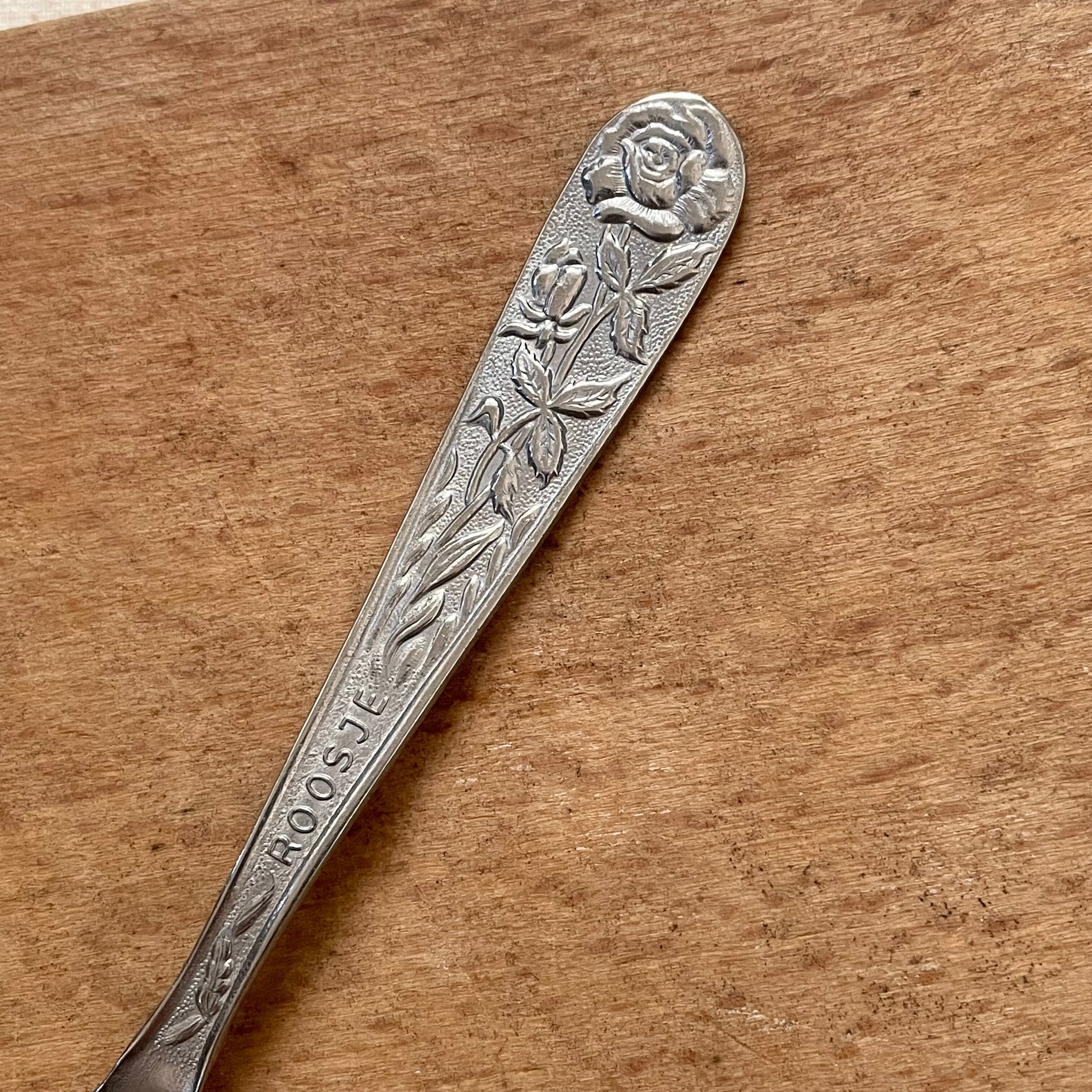 バラのティースプーン