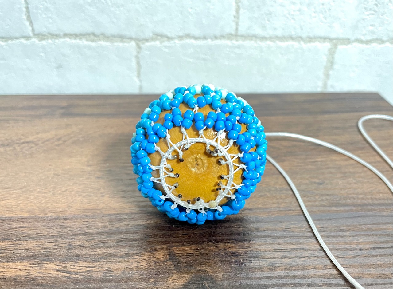 ミクロシェケレ　ネックレス