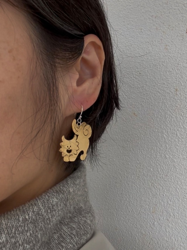 【公式限定】銀製ピアス　ミニ　おしりトントンしてほシーサー　真鍮