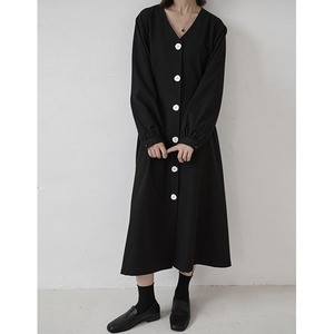 V-neck Button One-piece 501392