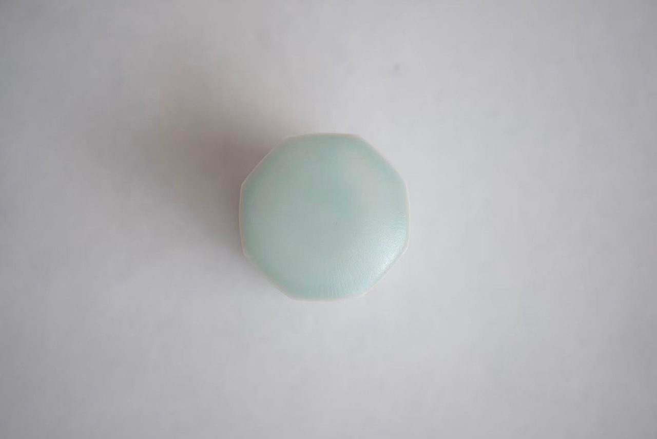 村田匠也 Takuya Murata - 青白磁茶入 Tea Caddy