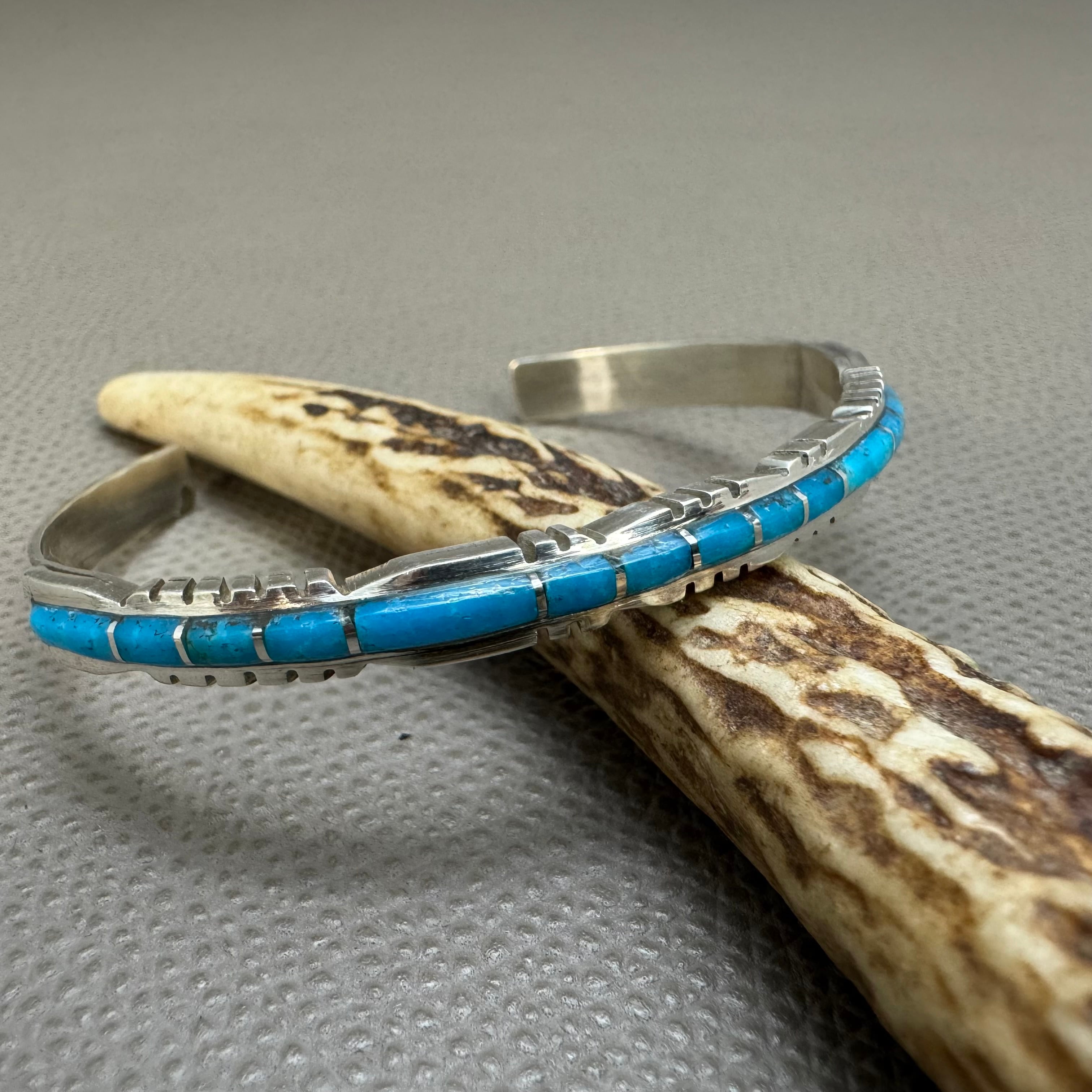 ZUNI（ズニ）族 Sheldon Lalio作 ターコイズバングル シルバー ホピ