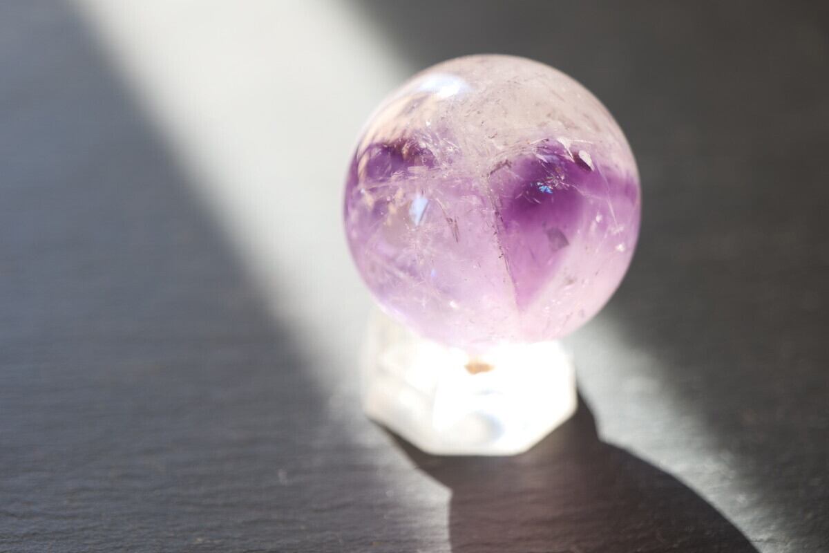 ファントムアメジスト スフィア B | Gemstone&Healingshop Lysblanc ファントムアメジスト スフィア B | Gemstone&Healingshop Lysblanc