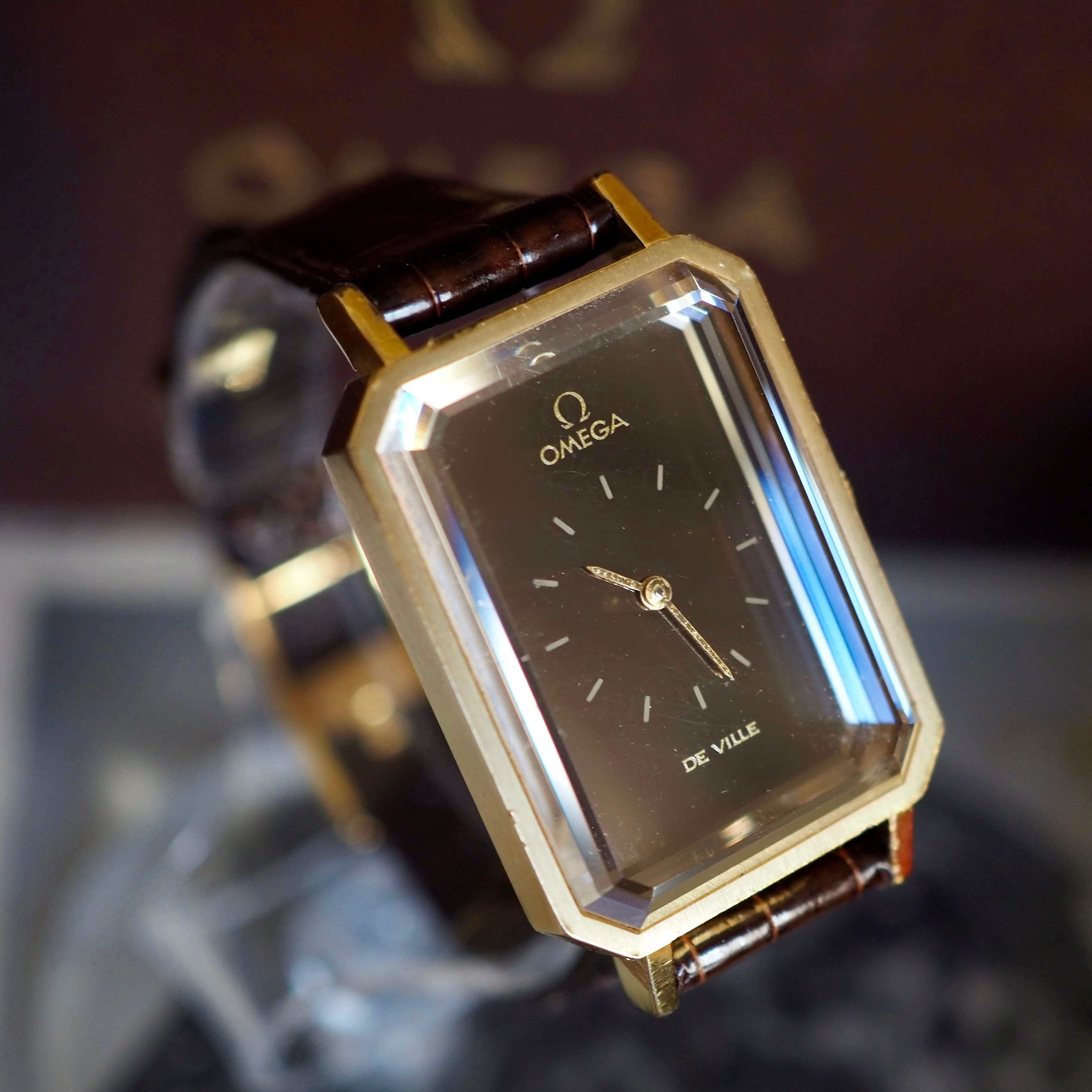 超希少 OMEGA グリマデザイン ミラー文字盤 エメラルドライン ドレス