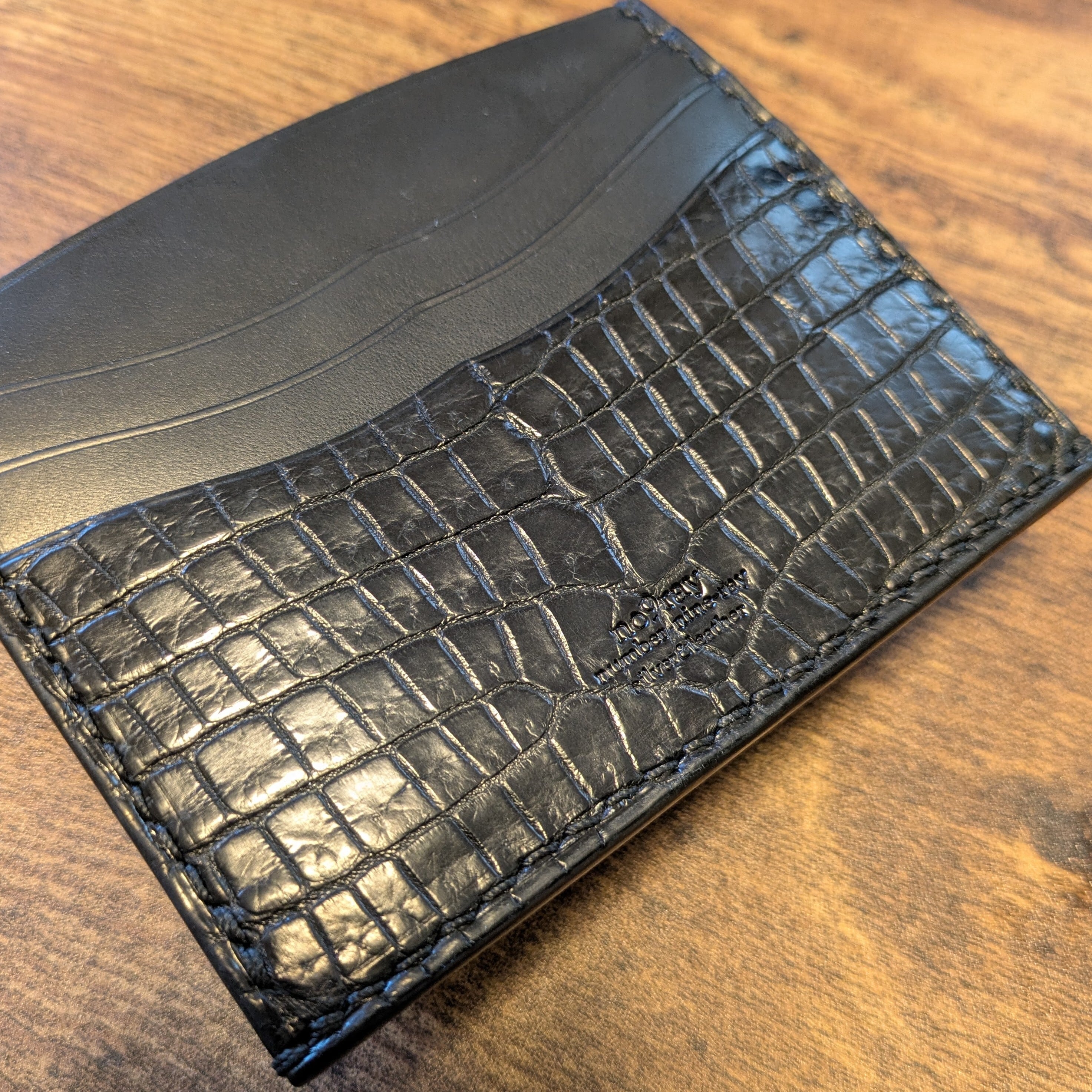 クロコダイル　ポロサス　ブラック　ケース　ハンドメイド クロコダイル ポロサス ブラック ケース ハンドメイド クロコダイル