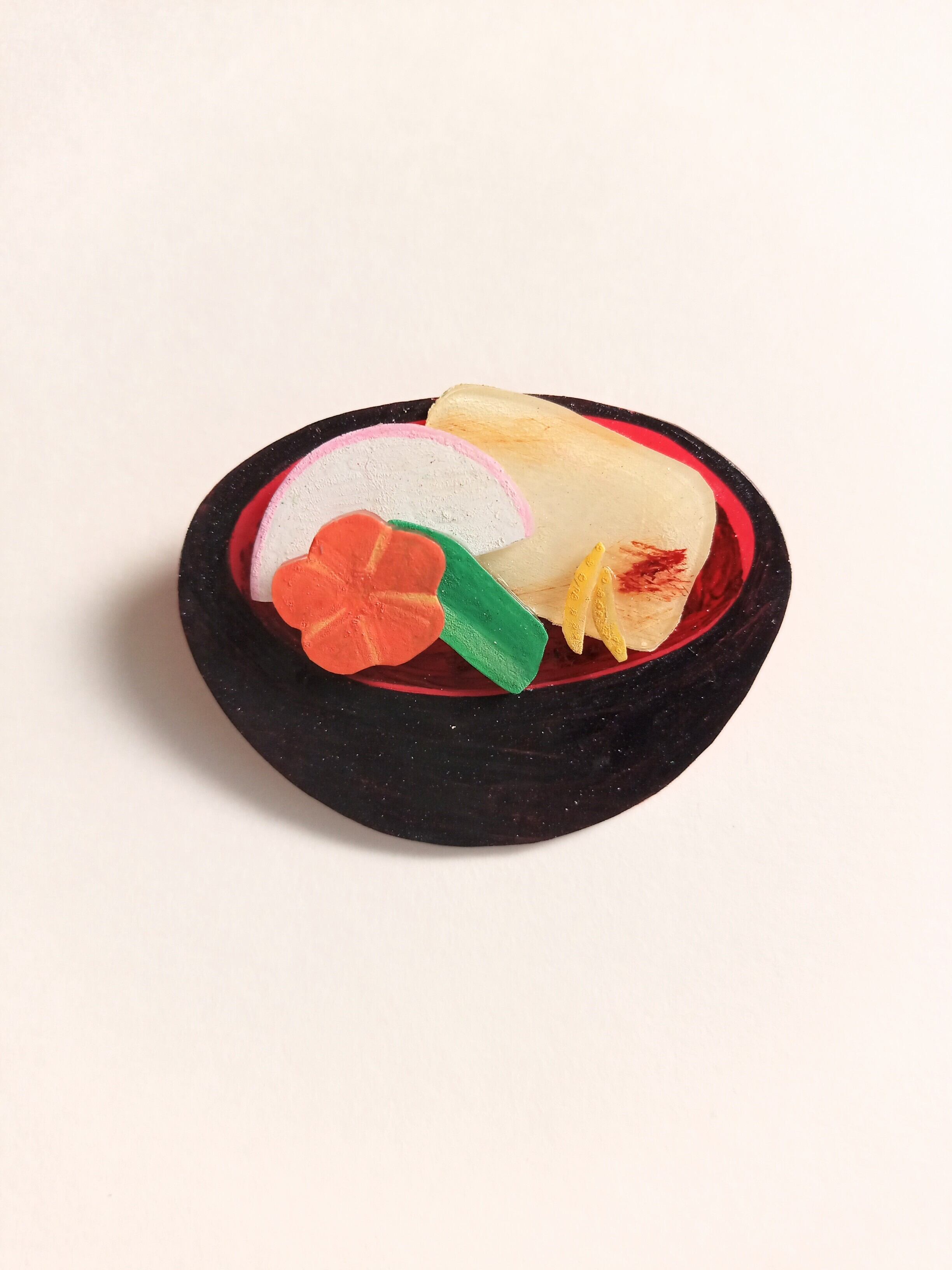 ヘンテコ ブローチ 「関東風お雑煮」