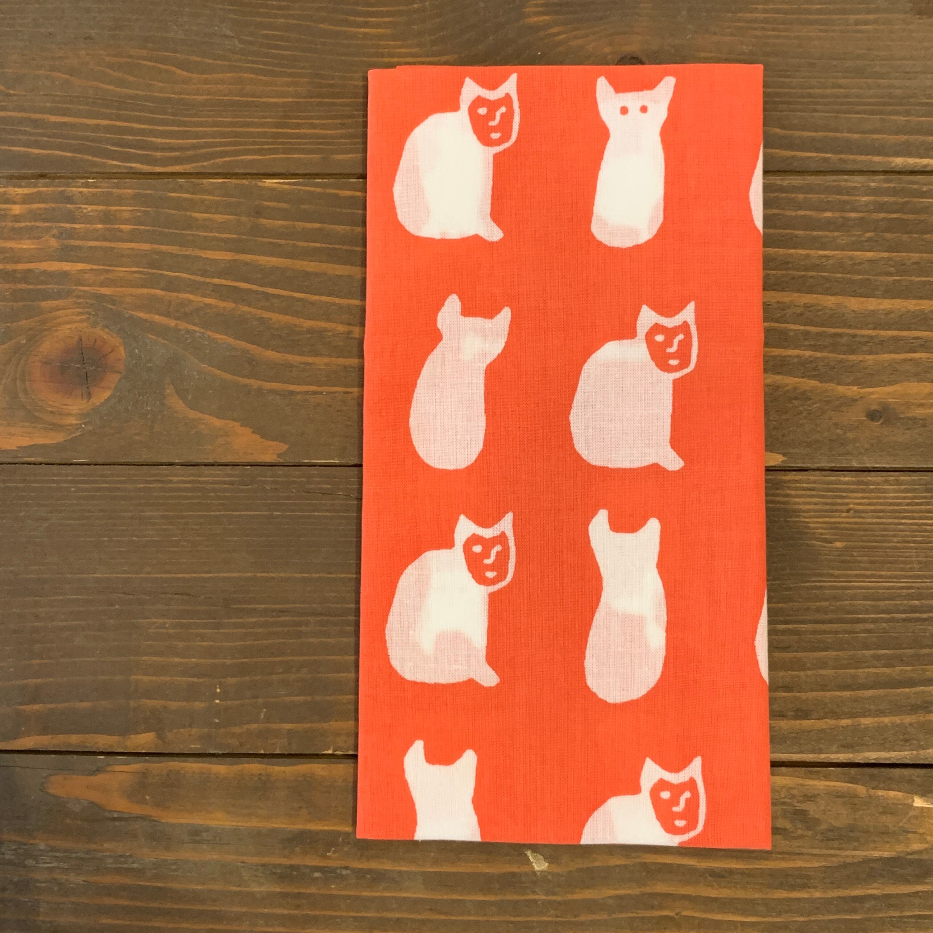 キタカゼパンチ 木彫り 猫 2頭 北風パンチ