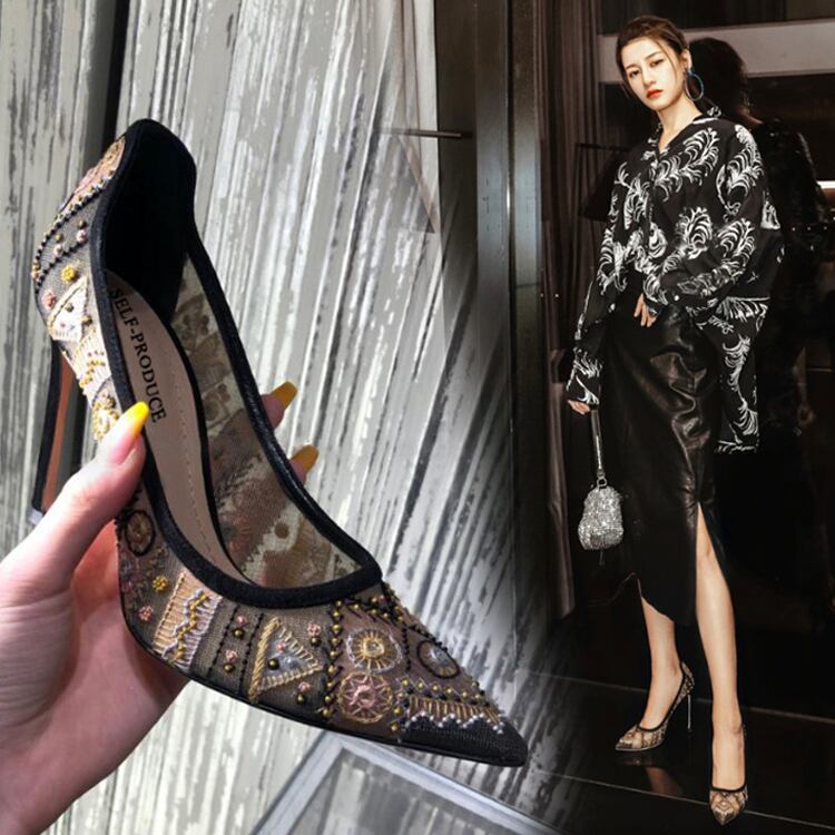 ポインテッドトゥパンプス 刺繍 メッシュ ハイヒール ヒール高さ2種類 美脚 エレガント フェミニン きれいめ こなれ感 オールシーズン デート 結婚式 パーティ お出かけ Sh 0701 街角のカフェテラス