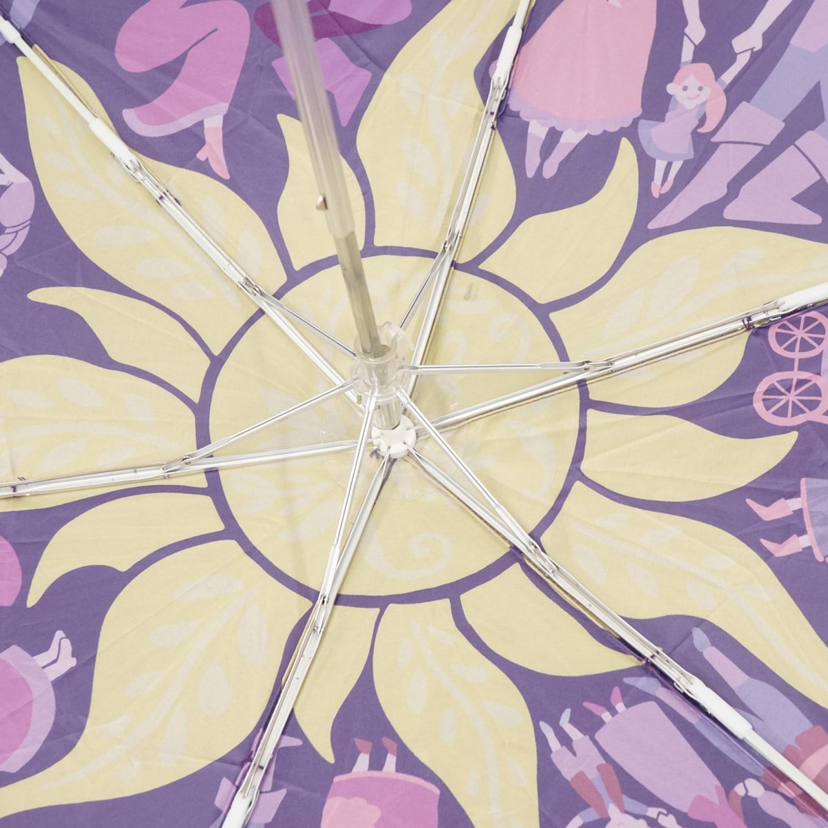 折りたたみ傘 ディズニーストア USED美品 塔の上のラプンツェル Disney