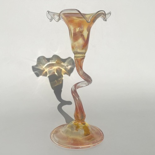 Twisty vase
