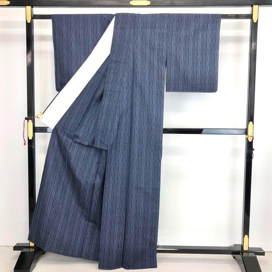 単衣 紬着物 縦柄よれ縞模様 藍褐色 しつけ糸 K-3546 | リユース着物  