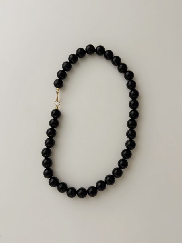 K18 Black Onyx ball necklce
