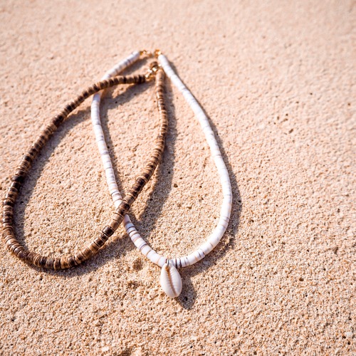 -cowrie shell- necklace