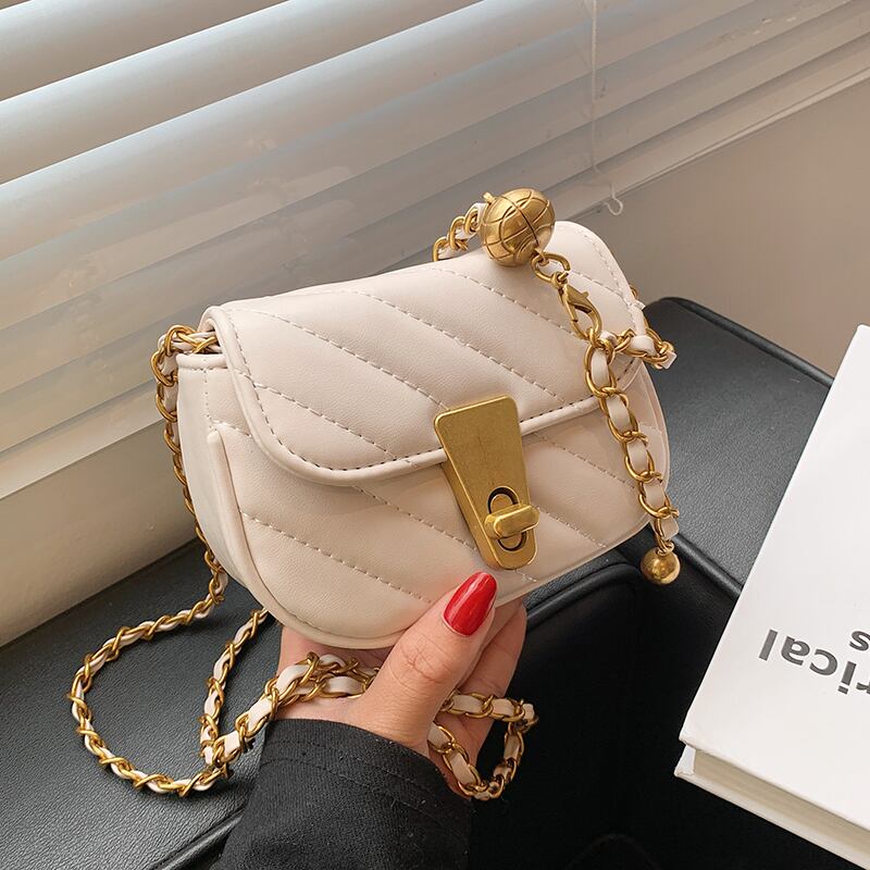 ミニサマーホワイトチェーン 夏物 メッセンジャーバッグ ミニバッグ Tiancai_Wing_Bag77184601512