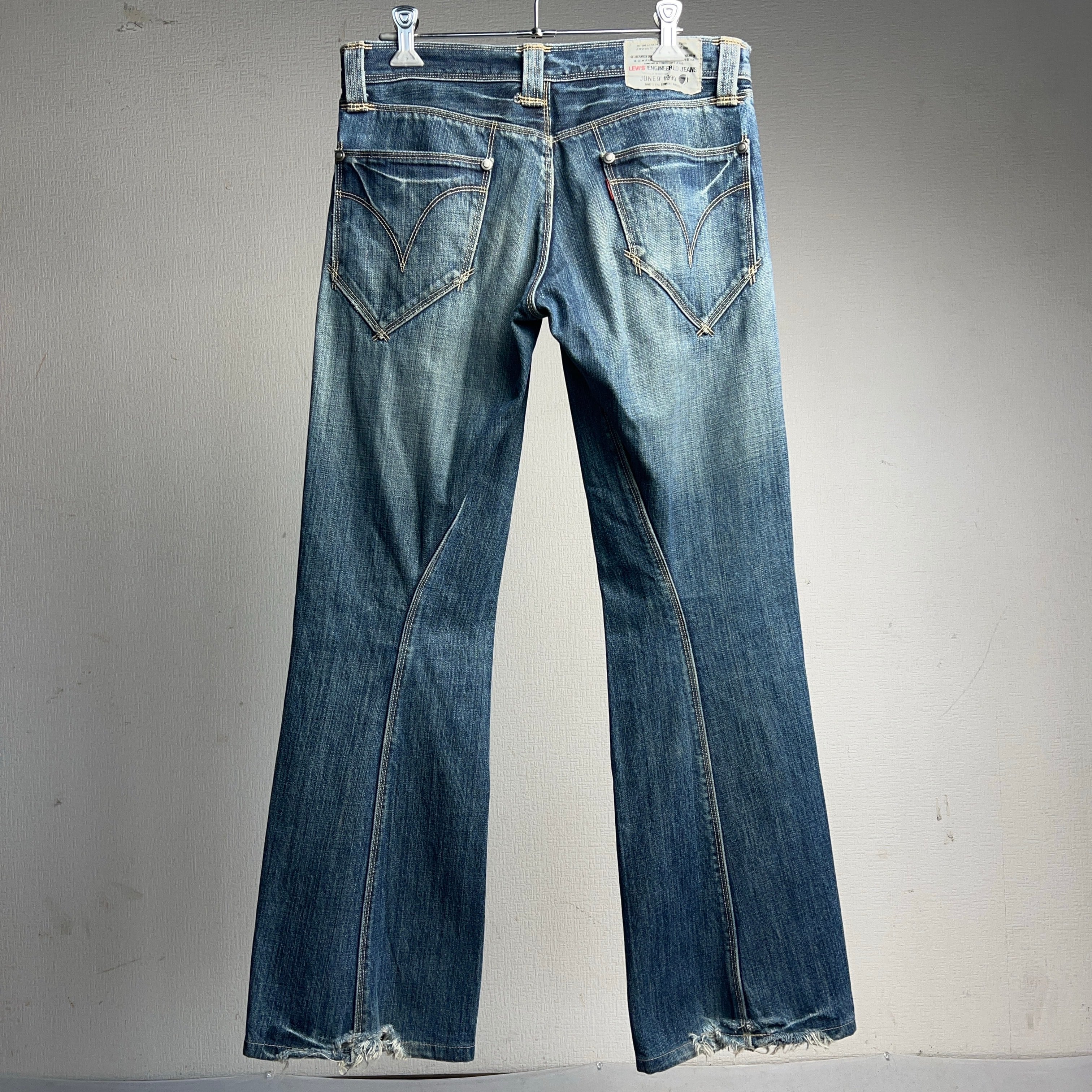 【極美品】2000年製 最初期 日本製 リーバイス エンジニアドジーンズ W33 2000年製 USA製 リーバイス501 ヒゲ落ち ジーンズ 実寸W36 バレンシア